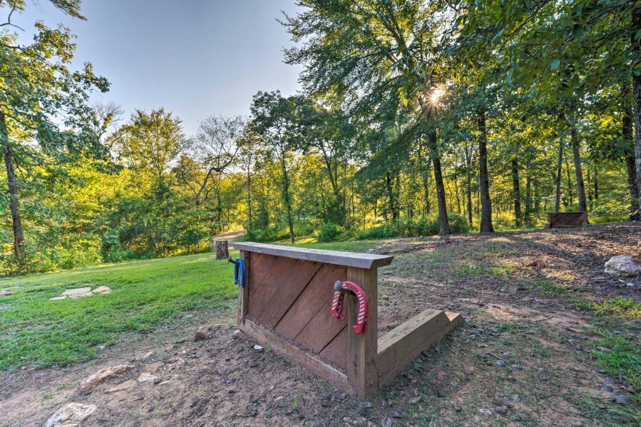 Broken Bow Retreat On 2 Acres With Hot Tub And Deck! Villa Exteriör bild